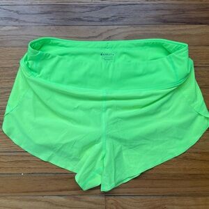 Athleta 3” Run With It, L